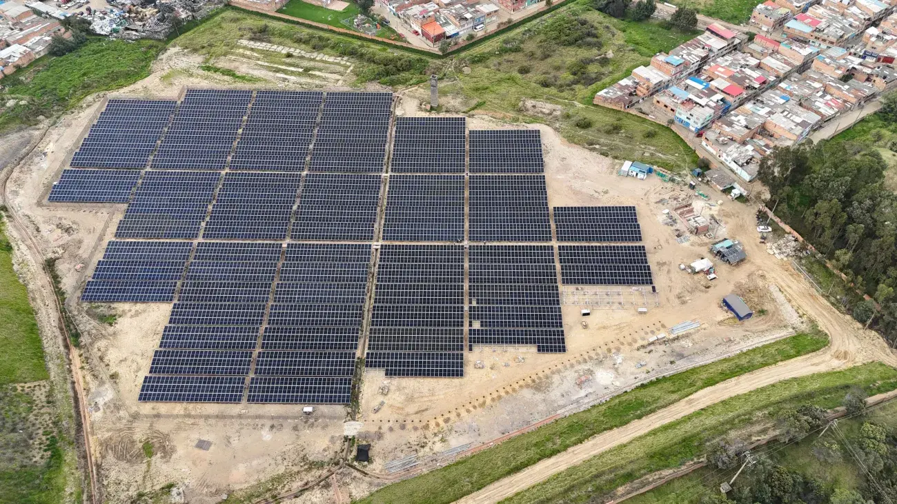 Ladrillera Santafé impulsa la transición energética con dos parques fotovoltaicos en Soacha